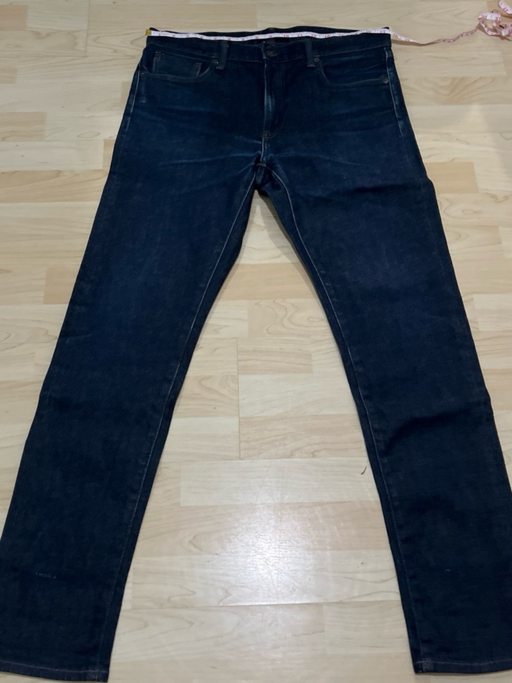 Uniqlo Slim Fit Jeans in Dark Indigo